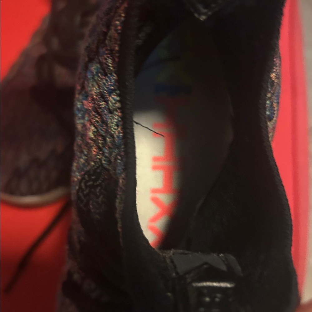 LeBron XV - Picture 9 of 15